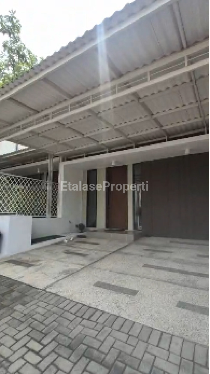 Foto properti For Sale  Barang Langka Cocok Untuk SENIOR, Rumah Di Taman Puspa Raya Citraland 7