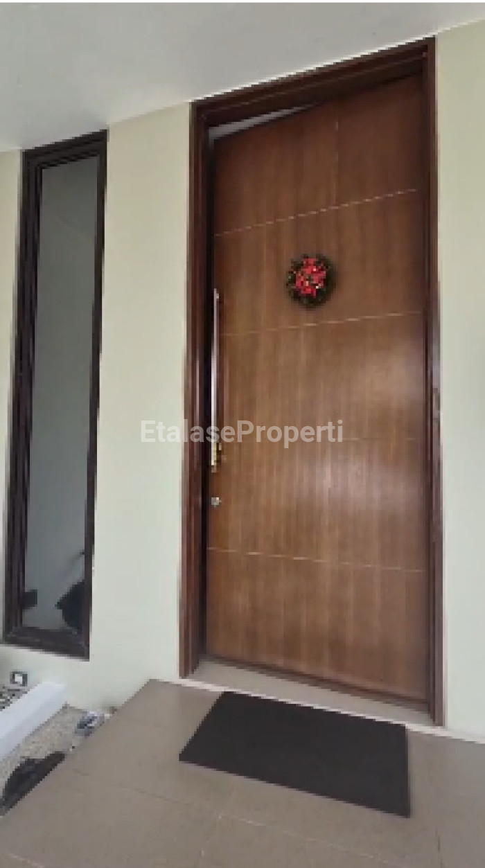 Foto properti For Sale  Barang Langka Cocok Untuk SENIOR, Rumah Di Taman Puspa Raya Citraland 8