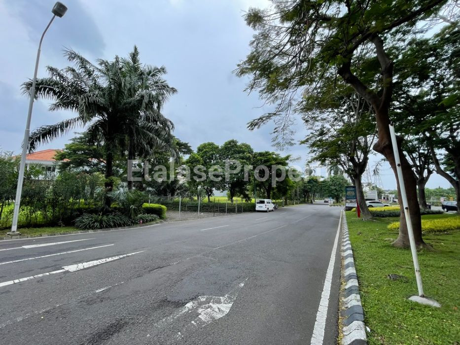Foto properti *Dijual Kavling Main Road Double Way Pakuwon Indah* 5