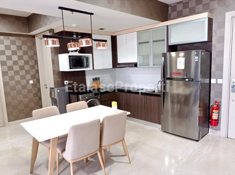 Foto properti *Dijual Apartment 2 Bedroom One Icon Residence, Tunjungan Plaza* 1