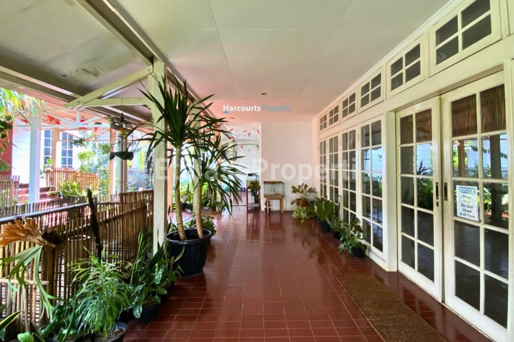 Foto properti *Dijual Rumah Old Money Area Kuningan Jakarta Selatan* 3