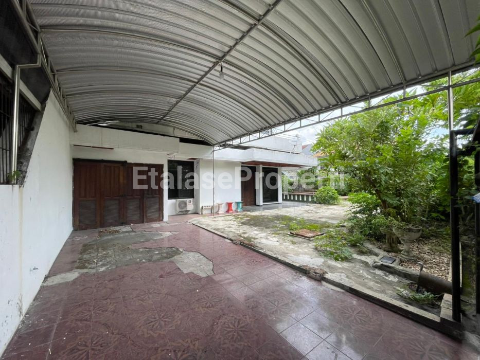 Foto properti *Dijual Rumah Murah!! Taman Pondok Indah (TPI), Wiyung* 3