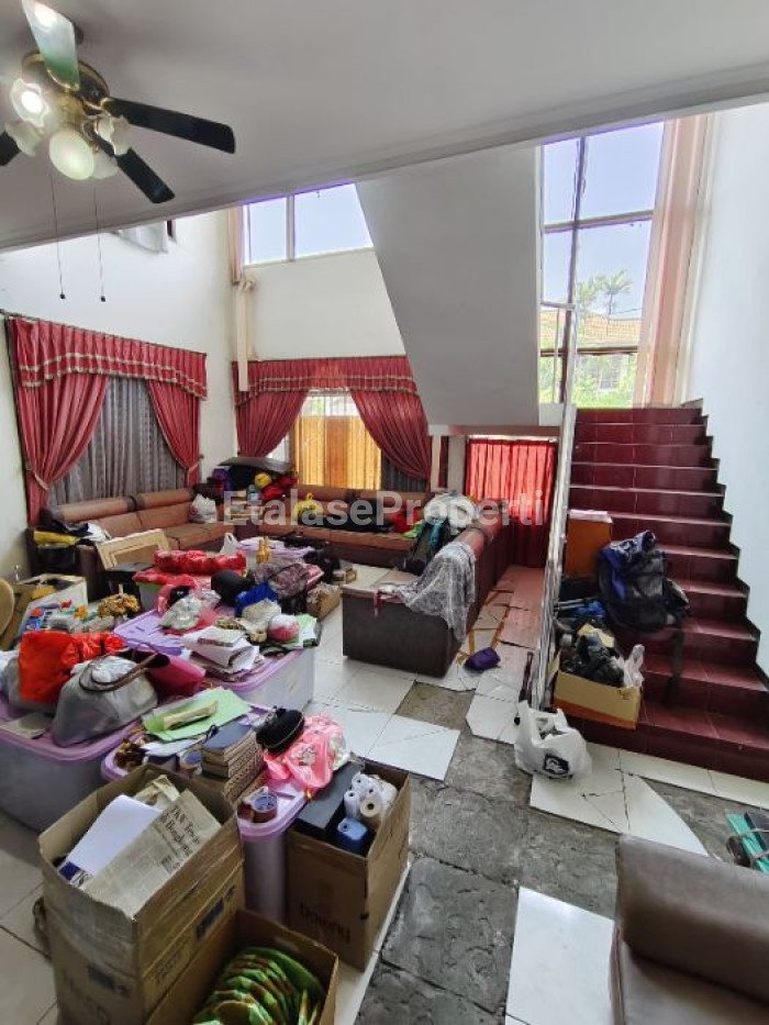Foto properti *Dijual Rumah Murah!! Taman Pondok Indah (TPI), Wiyung* 7
