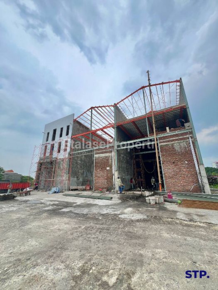 Foto properti 1 UNIT - Gudang Kantor 3 Lantai Di Kalijudan MERR 4