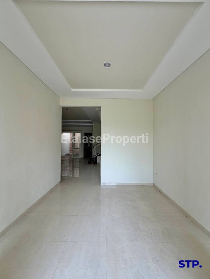 Foto properti Rumah Baru Di Gayung Kebonsari Lebar 7 2