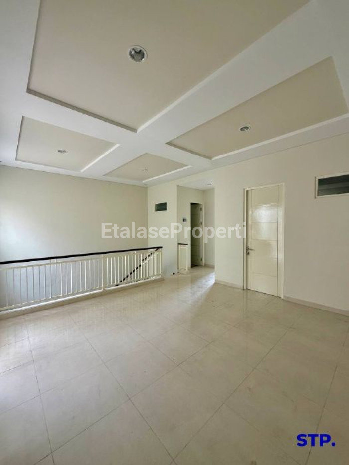 Foto properti Rumah Baru Di Gayung Kebonsari Lebar 7 7