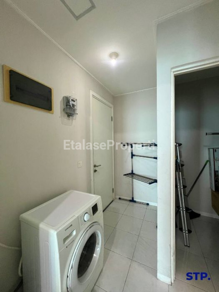 Foto properti Disewakan Apartemen Vue Ciputra World 3+1 Bedroom Lantai 32 4