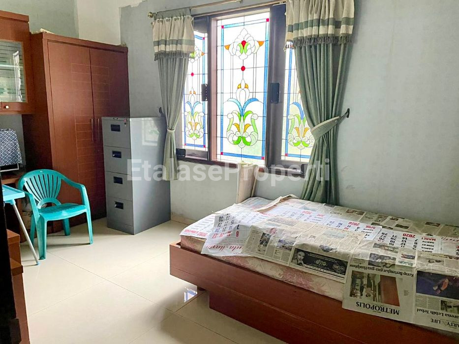 Foto properti *Dijual Rumah Raya Sukomanunggal Jaya* 10