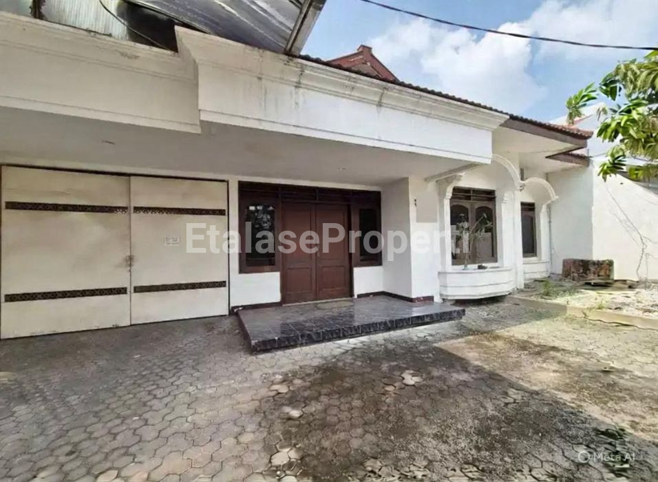 Foto properti Dijual Rumah Di Dharmahusada Utara 2