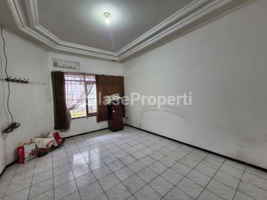 Foto properti Dijual Rumah Di Dharmahusada Utara 4