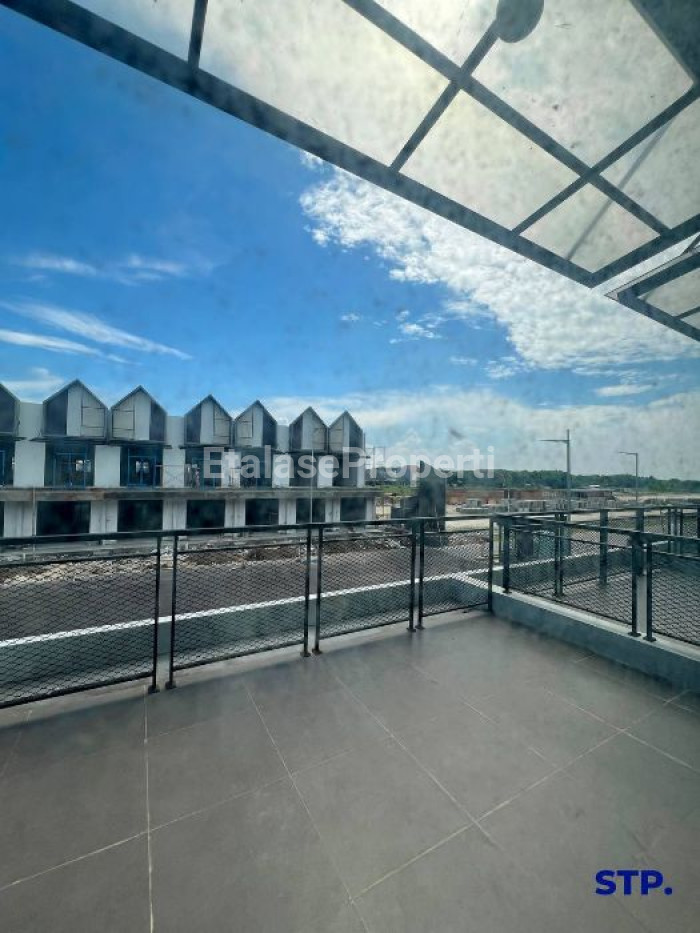 Foto properti Disewakan, Ruko 2 Lantai Di Main Boulevard Grand Eastern Sukolilo 9