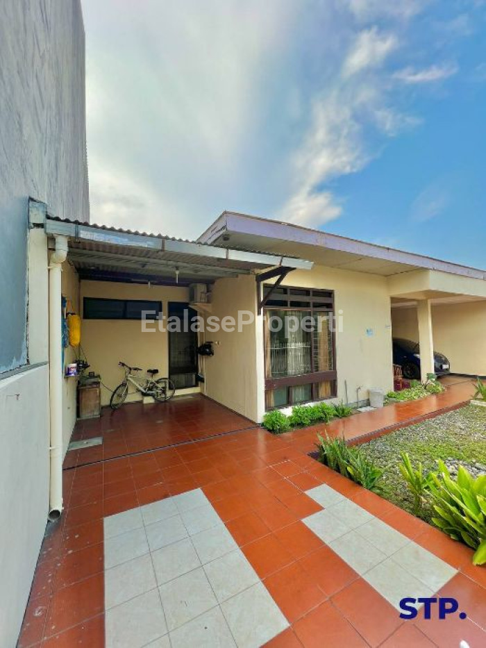 Foto properti Jual Cepat - Rumah Siap Huni Kutisari Selatan 3