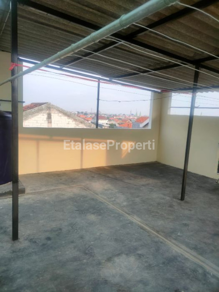 Foto properti Dijual Rumah Kost Di Simo Hilir Dekat Banyuurip Sawahan 2