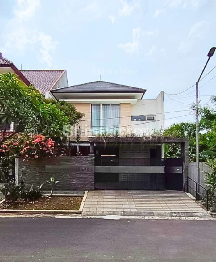 Foto properti Sewa Rumah Margorejo Indah 1