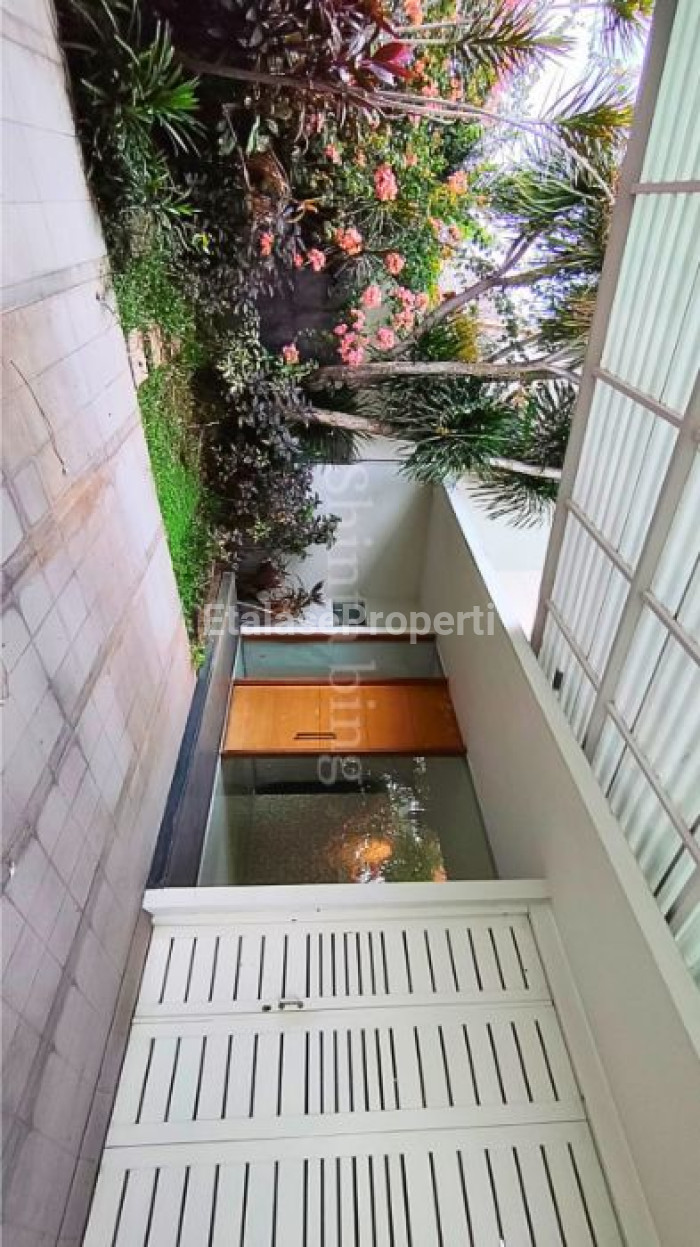 Foto properti Sewa Rumah Margorejo Indah 6