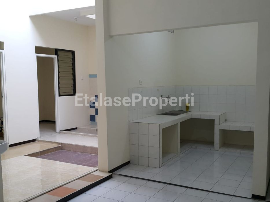 Foto properti DEKAT KFC! DiJual Rumah Pondok Candra Tjandra Tidak Banjir Luas Bersih Mantap 5