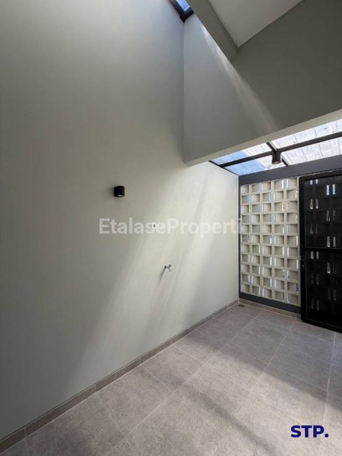 Foto properti Rumah Sudah Renovasi Di Nirwana Eksekutif 4