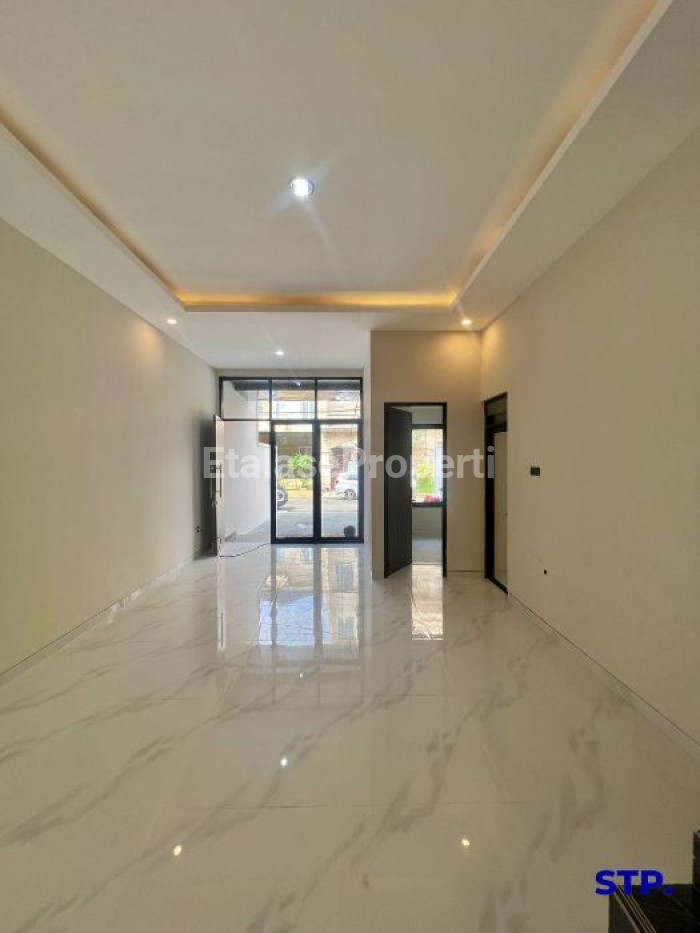 Foto properti 3 Unit - Rumah Minimalis Galaxi Bumi Permai Araya Tahap 2 Tipe B 3