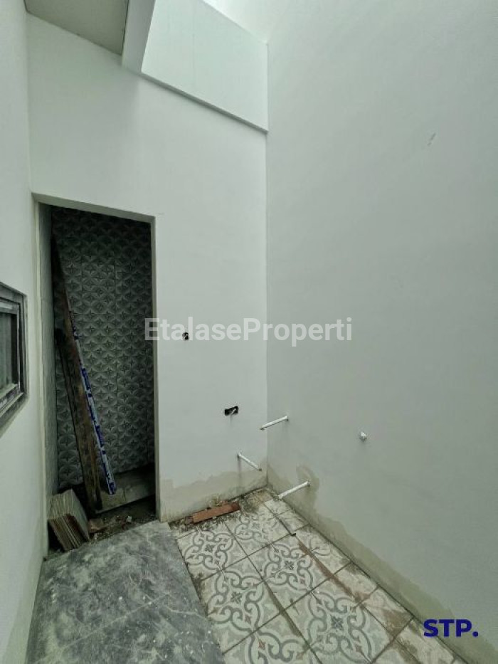 Foto properti 3 Unit Rumah Baru American-style Di Kertajaya Indah Timur, Surabaya Tipe A 6