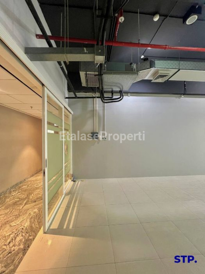 Foto properti Disewakan Office Tower Ciputra World  Lantai 16 6