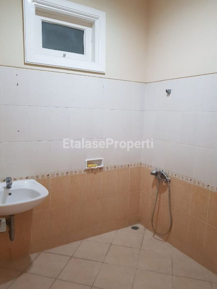 Foto properti Jual Cepat  Rumah Wisata Bukit Mas 2 Luxemburg 3