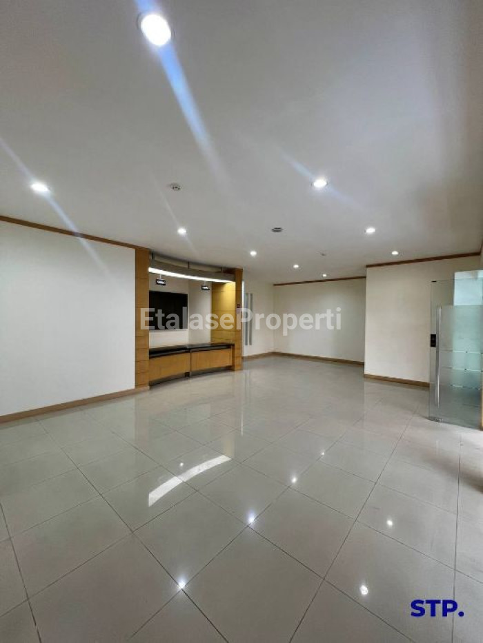 Foto properti 2 UNIT JEJER - Ruko Komplek Raya Bukit Darmo Golf Depan Lenmarc 2