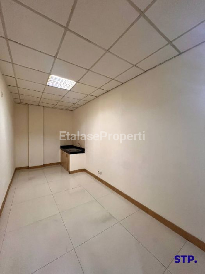Foto properti 2 UNIT JEJER - Ruko Komplek Raya Bukit Darmo Golf Depan Lenmarc 5