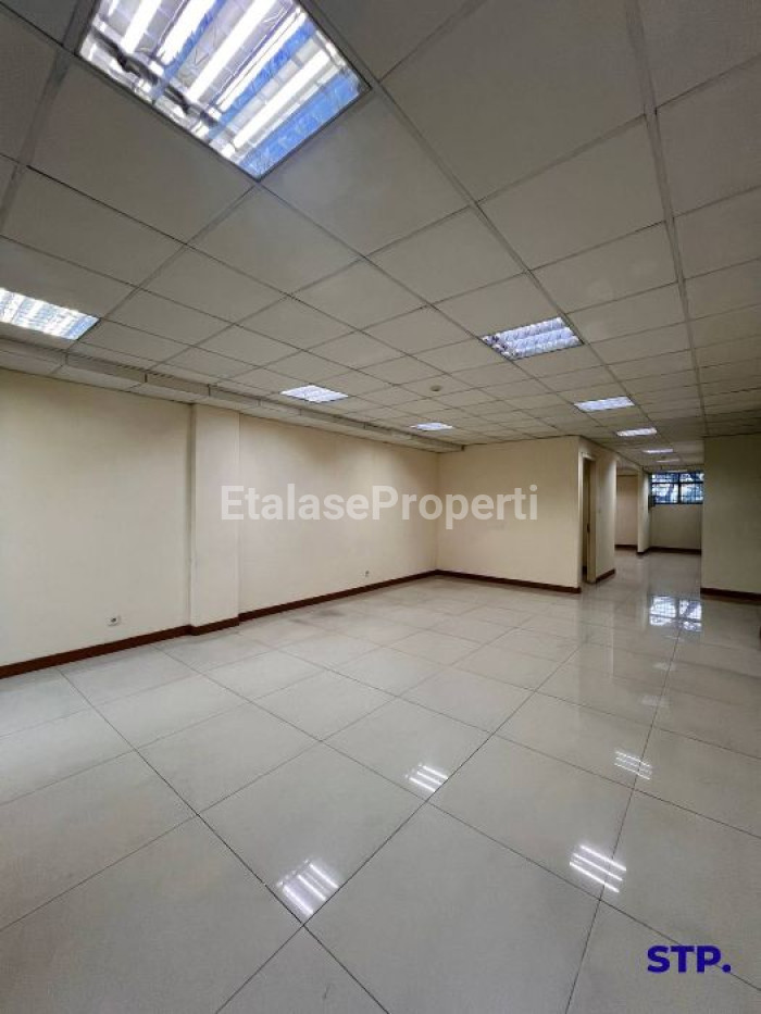 Foto properti 2 UNIT JEJER - Ruko Komplek Raya Bukit Darmo Golf Depan Lenmarc 6