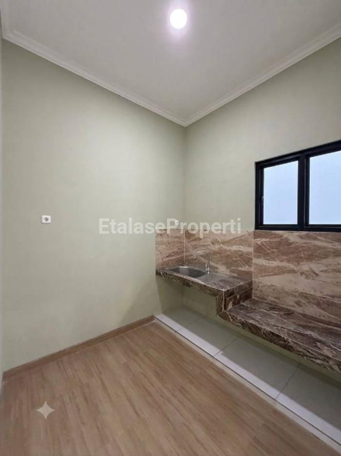 Foto properti Rumah Baru Minimalis 2 Lantai Di Putro Agung - Kenjeran 4