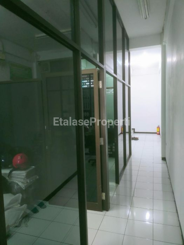 Foto properti *Disewakan Ruko Surabaya Utara, Jalan Pesapen / Jalan Rajawali* 4