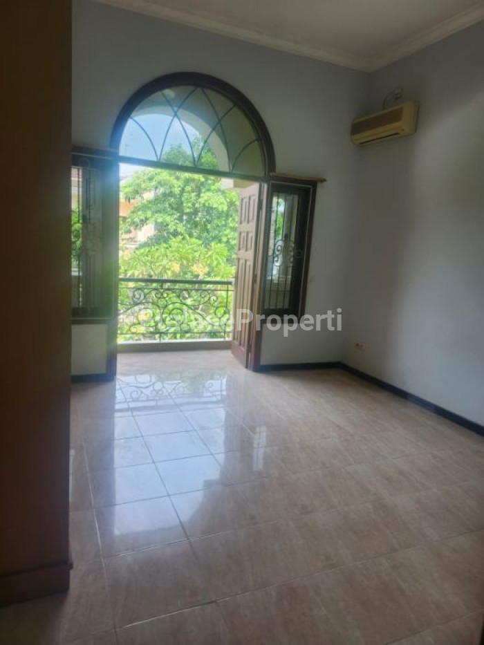 Foto properti Jual/ Sewa Rumah Villa Bukit Mas 6