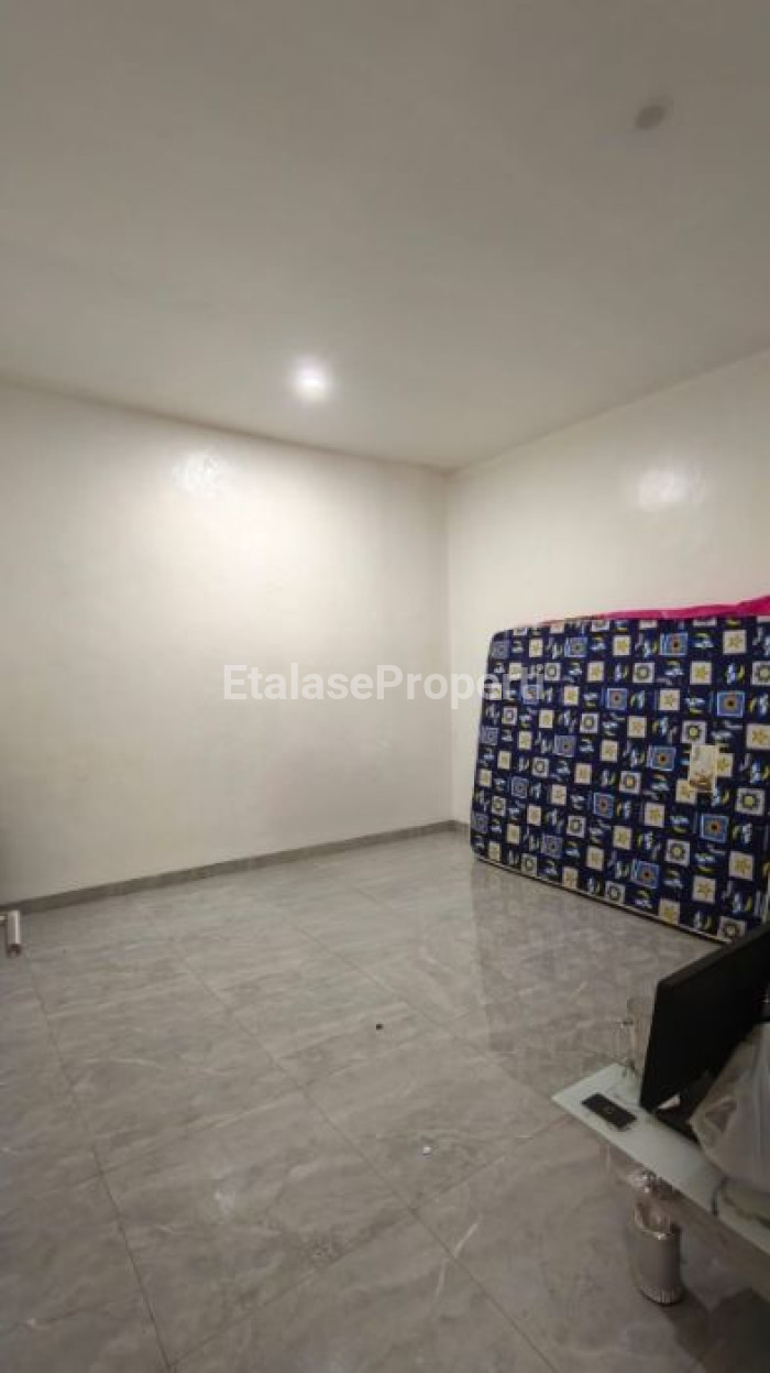 Foto properti Dijual : Rumah Di TWR Taman Wisata Regency 5