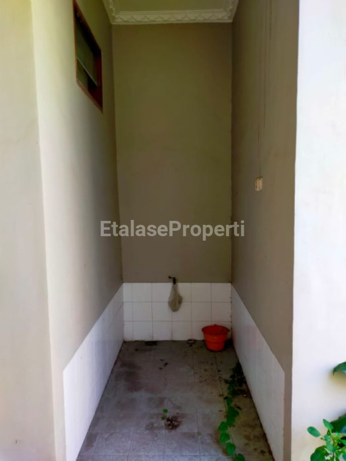 Foto properti Dijual Rumah Di Regency Kuda Dua Jagir Wonokromo 9