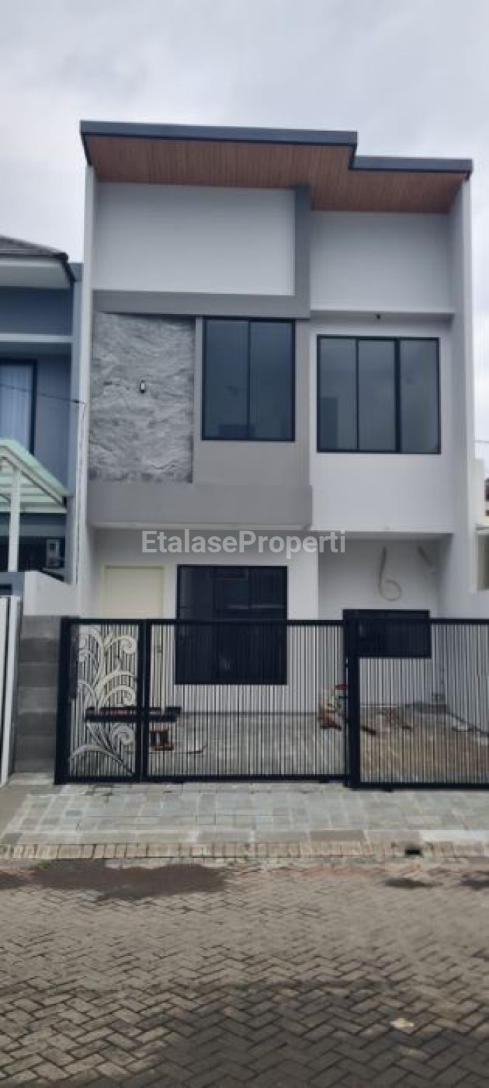 Foto properti Dijual Rumah Baru Di Araya 2 Raya Merr Sukolilo 1