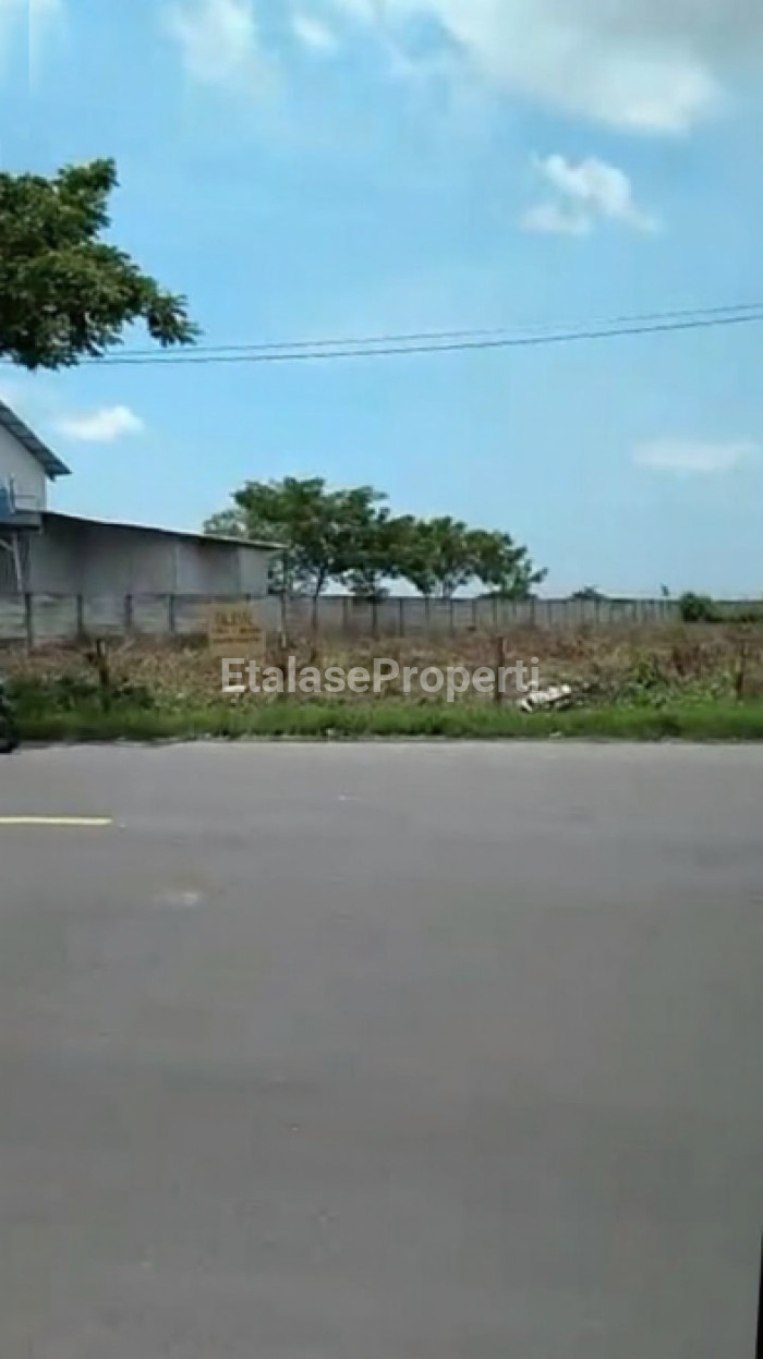Foto properti Dijual Tanah Di Tuban Nol Jalan Raya Zona Industri 1