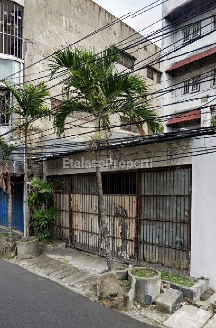 Foto properti Dijual Ruko Di Jalan Kalianyar Genteng Dekat Grand City 1