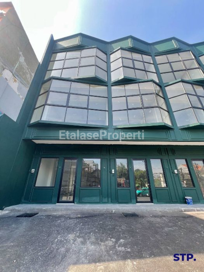 Foto properti 10 UNIT JEJER, Sewa Ruko Modern-classic 4 Lantai Di Kedung Asem - MERR 2