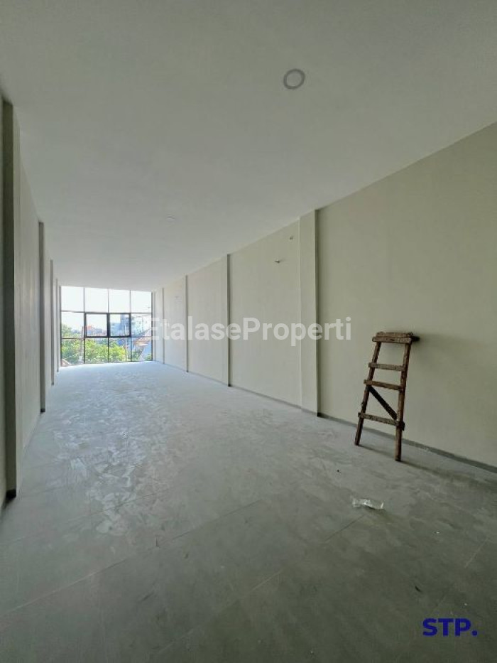 Foto properti 10 UNIT JEJER, Sewa Ruko Modern-classic 4 Lantai Di Kedung Asem - MERR 8