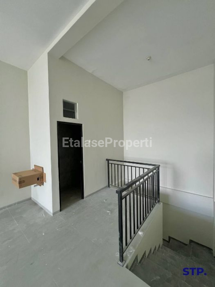Foto properti 10 UNIT JEJER, Sewa Ruko Modern-classic 4 Lantai Di Kedung Asem - MERR 9