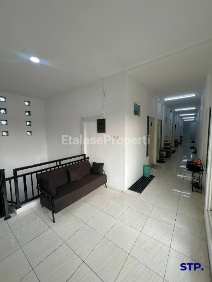 Foto properti Rumah Kost 21 Kamar Tidur Full Furnished Daerah Sambikerep Citraland Surabaya 4