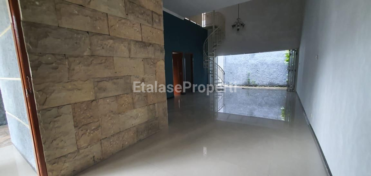 Foto properti Dijual Cepat Rumah Di Rungkut Menanggal Harapan 2