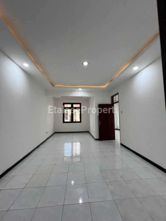 Foto properti Dijual Cepat Rumah Di Villa Kalijudan Indah 9