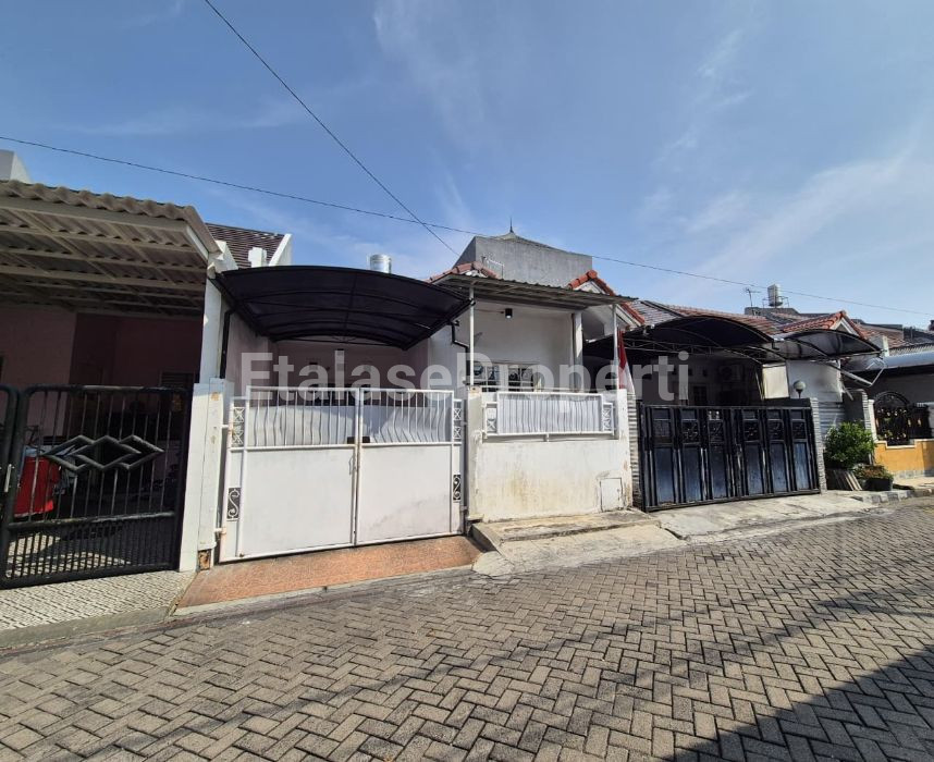Foto properti Dijual Rumah Di Griya Asri Pakuwon 1