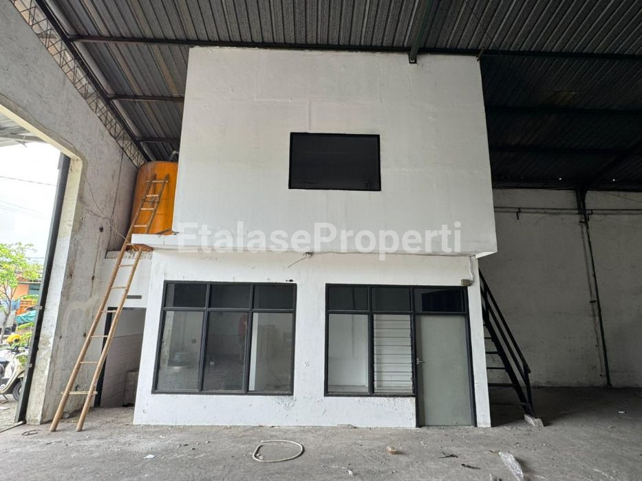 Foto properti Dijual Cepat Gudang Margomulyo Permai 3