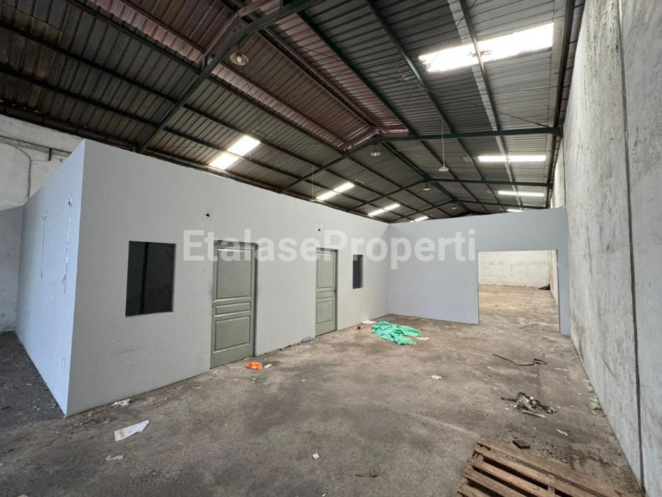 Foto properti Dijual Cepat Gudang Margomulyo Permai 6