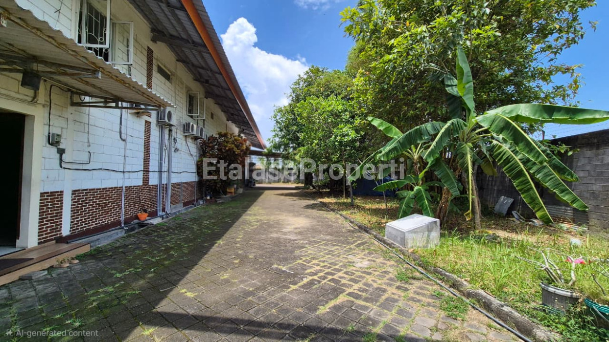 Foto properti Disewakan Tempat Usaha Di Jalan Protokol Bangkalan 7
