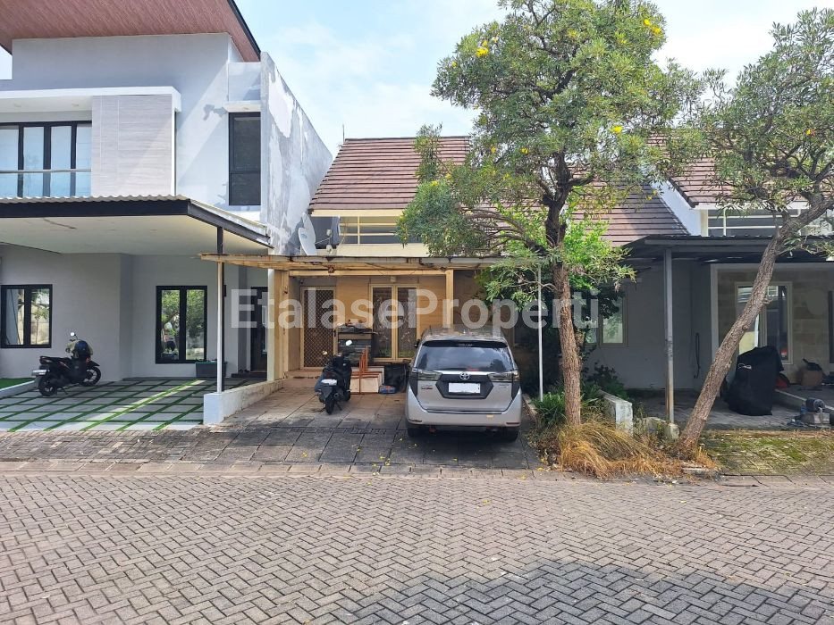 Foto properti Dijual Rumah Siap Huni Bangunan Rumah 1½ Lantai 1