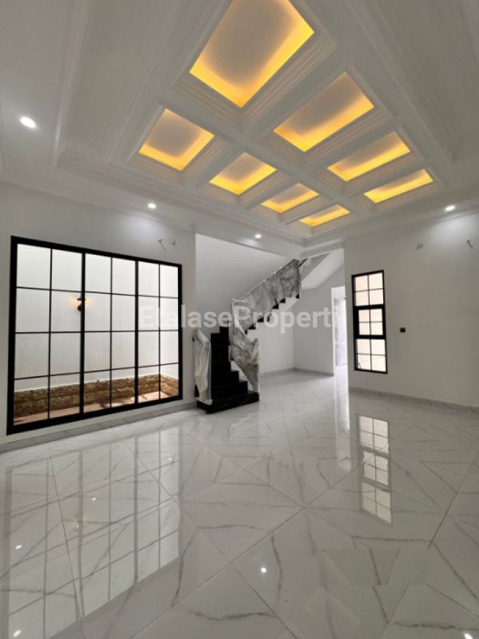 Foto properti Dijual Rumah Babatan Pantai Dekat Kenjeran Galaxy Mall 1