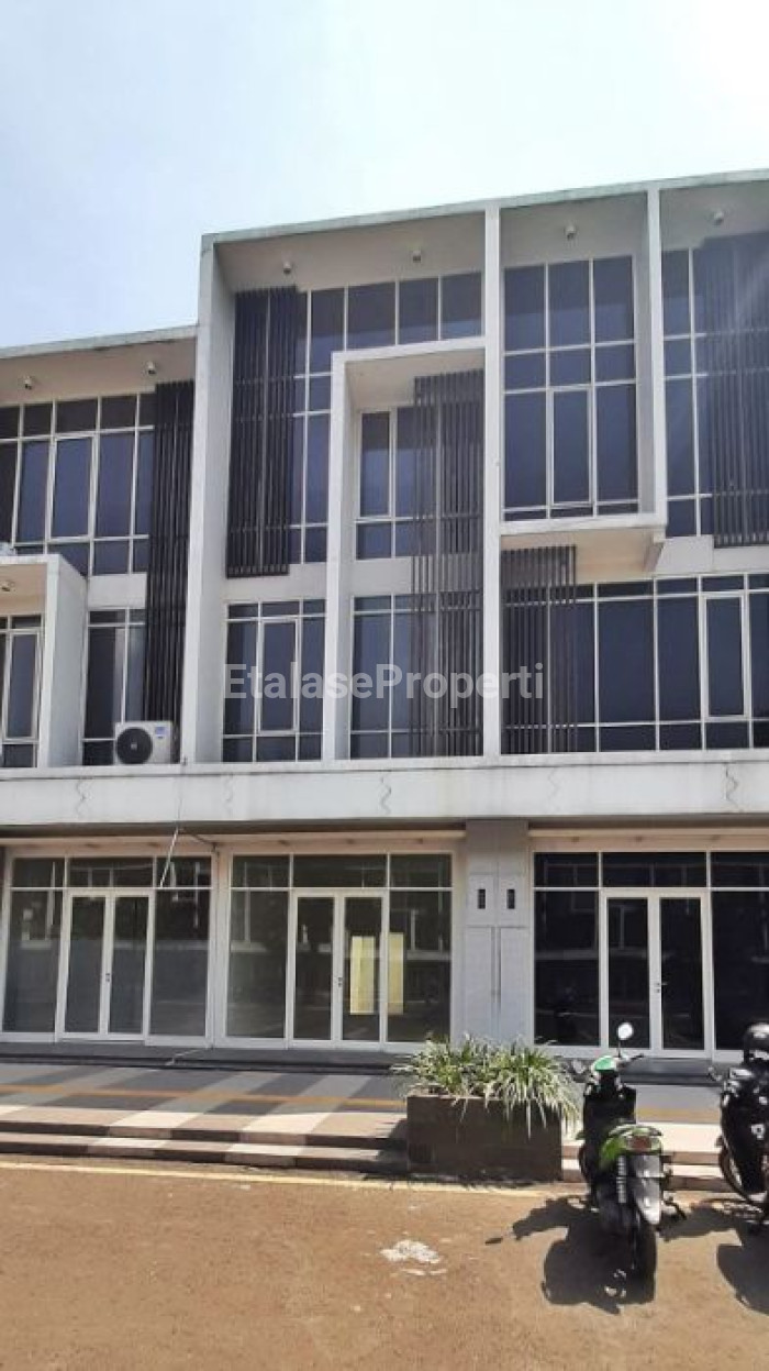Foto properti Disewakan Ruko Citraland Northwest Boulevard Dekat Pakuwon 1