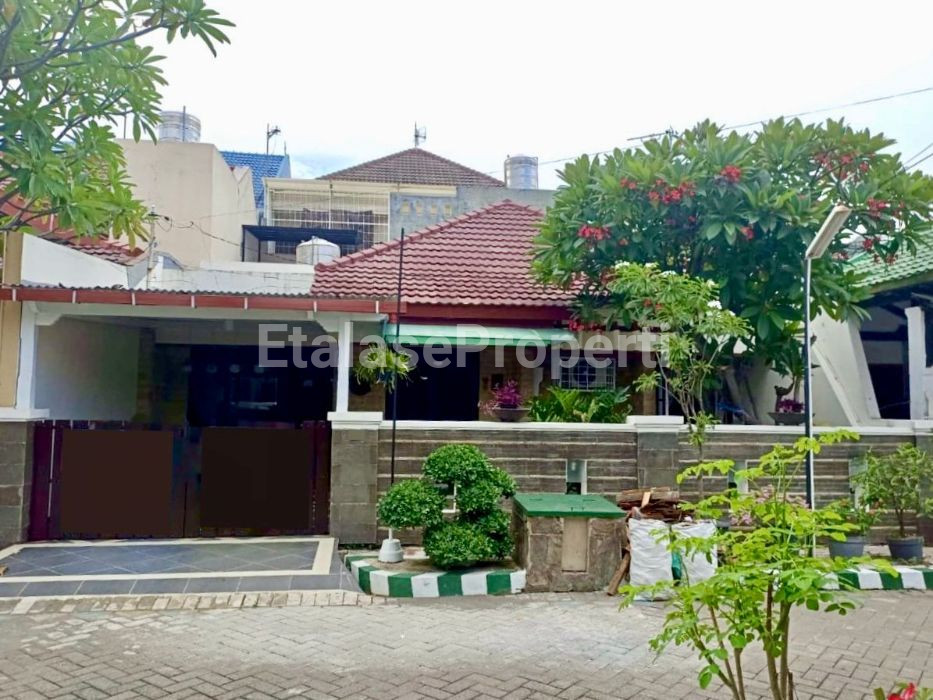 Foto properti *Dijual Rumah Pondok Tjandra, Jl Duku* 1